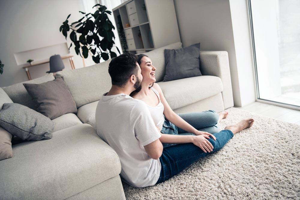 160 questions fun, personnelles et coquines pour le jeu Action ou Vérité en couple